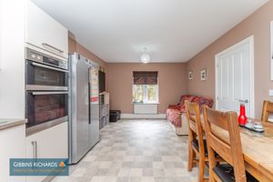 Kitchen/Dining Room- click for photo gallery
